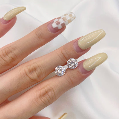 [Kismet Jewels ]Stylish Shiny Round Center Stone Stud Earrings