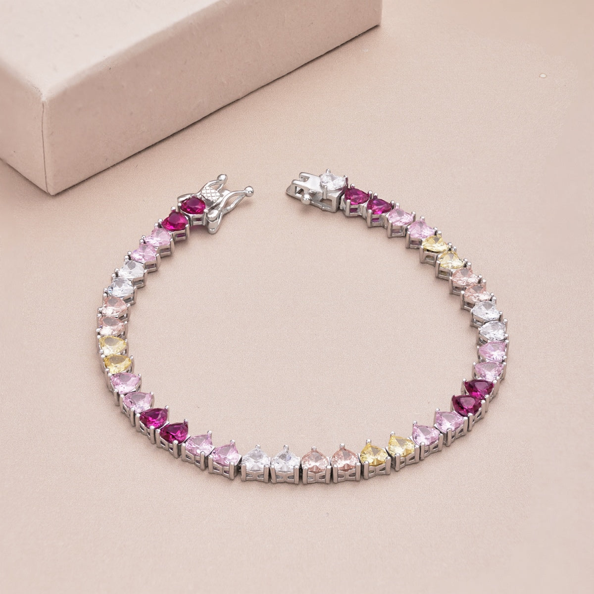 [Kismet Jewels ]Luxurious Colorful Romantic Heart Shape Lover Bracelet