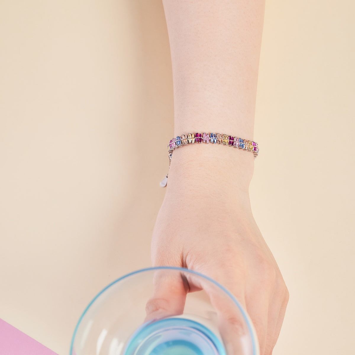 [Kismet Jewels ]Sparkling Exquisite Multi Cut Party Bracelet