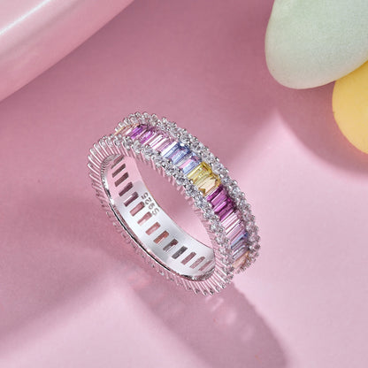 [Kismet Jewels ]Dainty Kaleidoscopic Emerald Cut Daily Ring