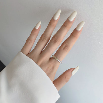 [Kismet Jewels ]Sparkling Round Cut Tennis Ring