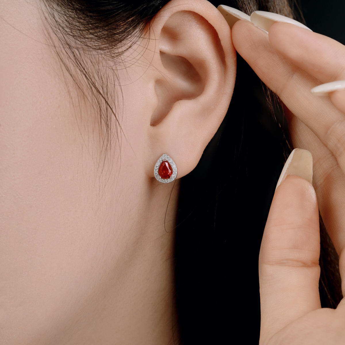 [Kismet Jewels ]Luxurious Water Drop Shape Earrings