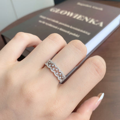 [Kismet Jewels ]Elegant Resplendent Round Shape Party Ring