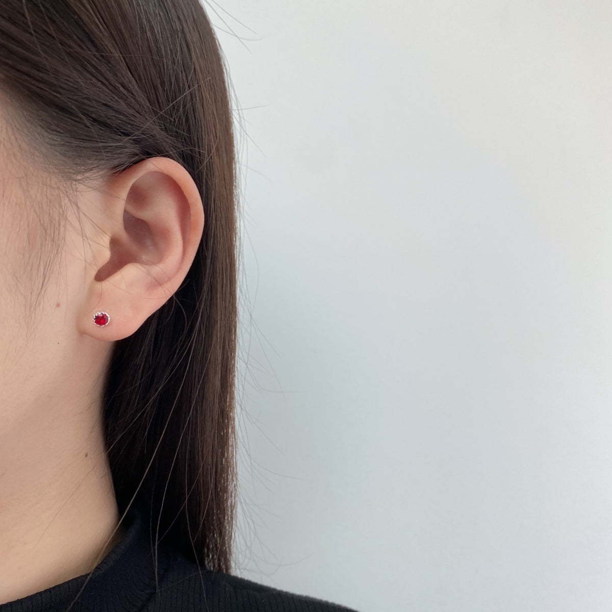 [Kismet Jewels ]Sparkling Colorful Round Shape Earrings