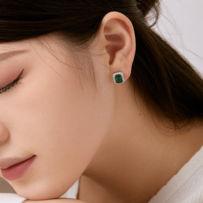 [Kismet Jewels ]Luxurious Dainty Emerald Cut Banquet Earrings