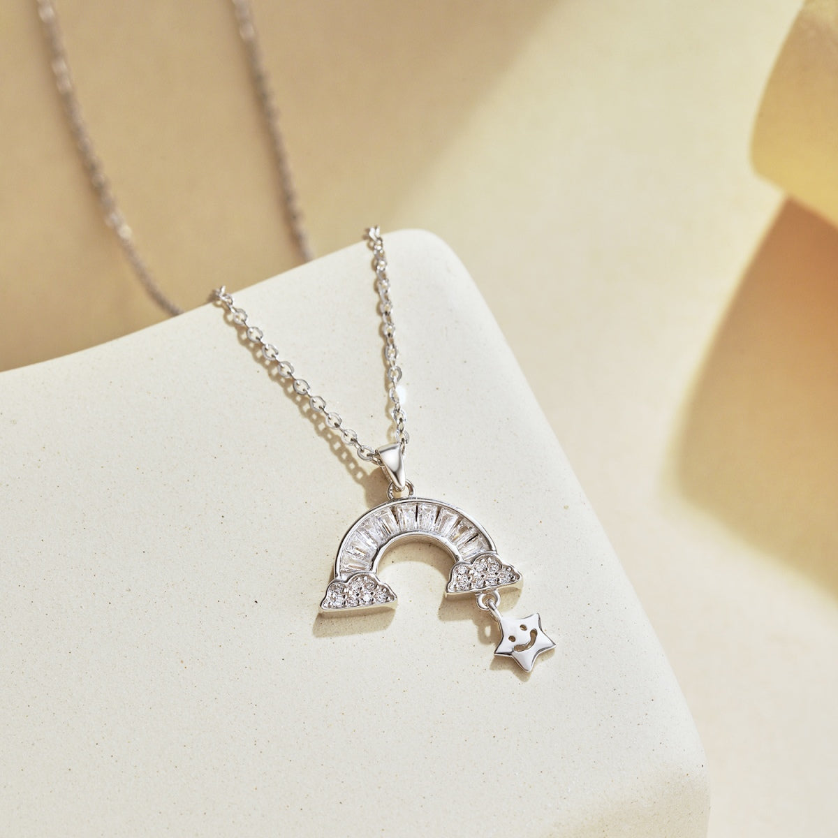 [Kismet Jewels ]Unique Rainbow Star Necklace