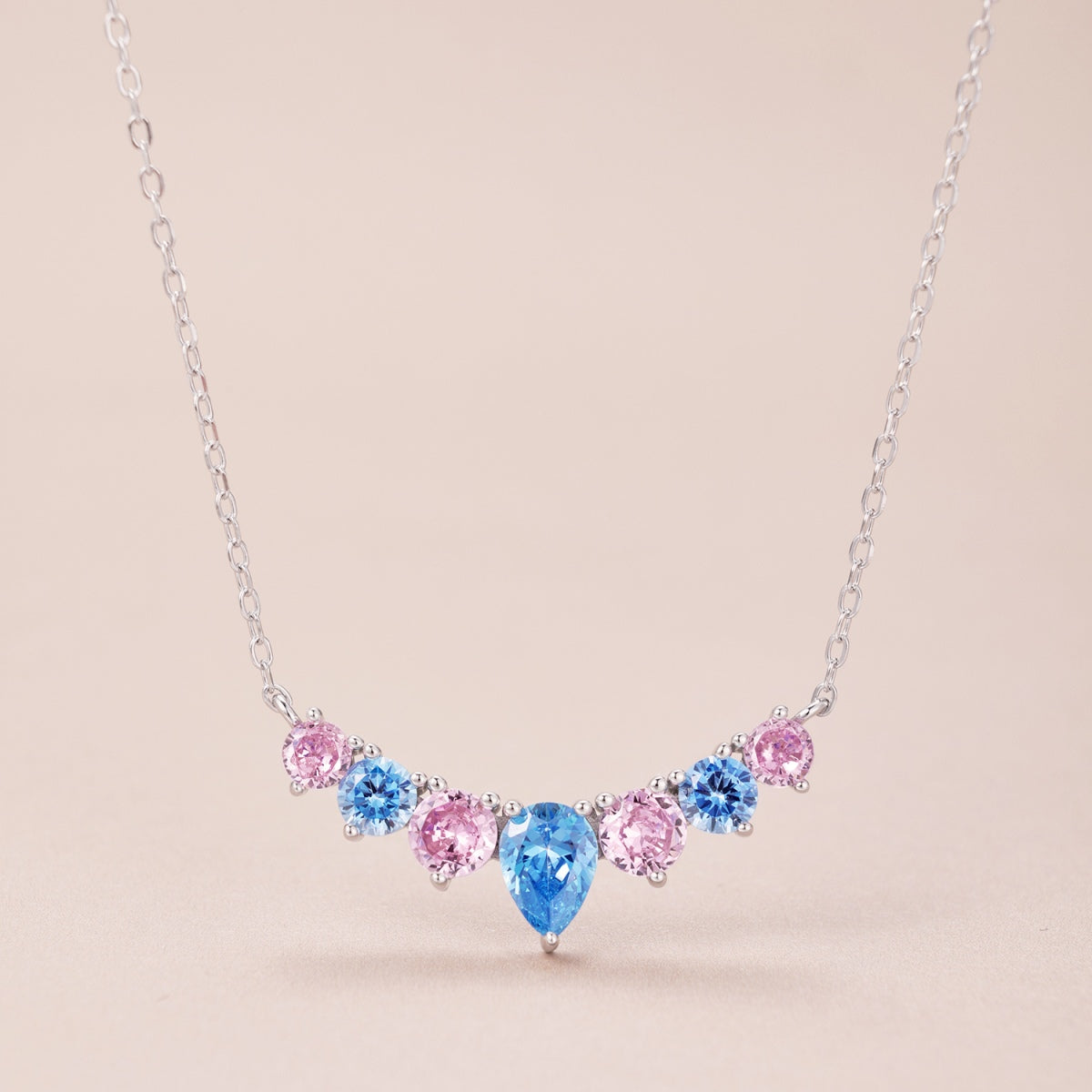 [Kismet Jewels ]Dainty Colorful Heart Necklace