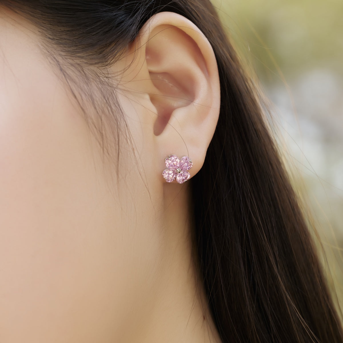 [Kismet Jewels ]Four-Leaf Clover Ball Earrings