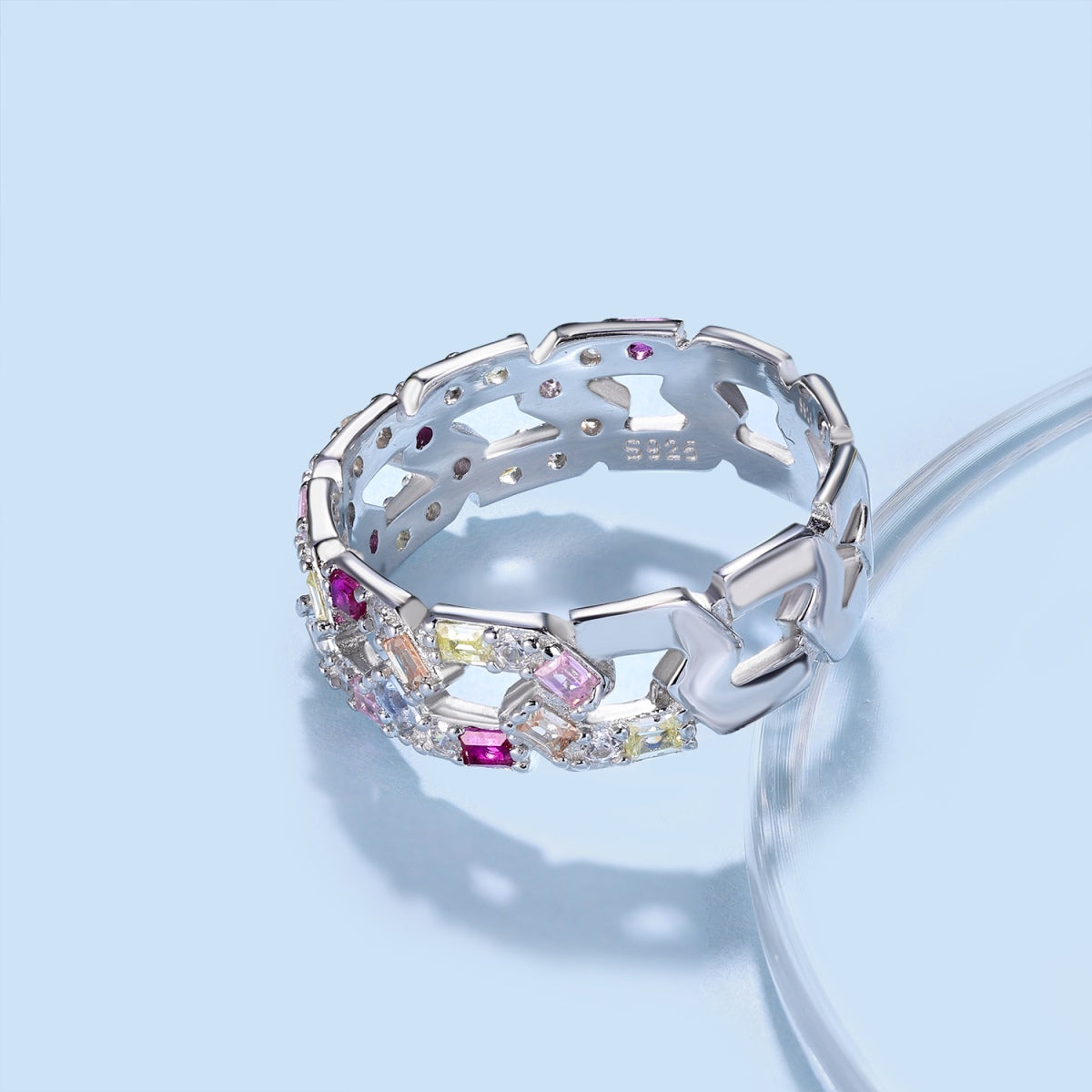 [Kismet Jewels ]Sparkling Vibrant Emerald Cut Daily Ring