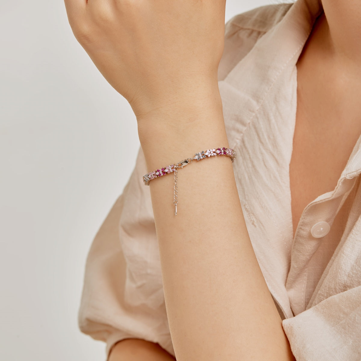 [Kismet Jewels ]Unique Colorful Butterfly Shape Party Bracelet