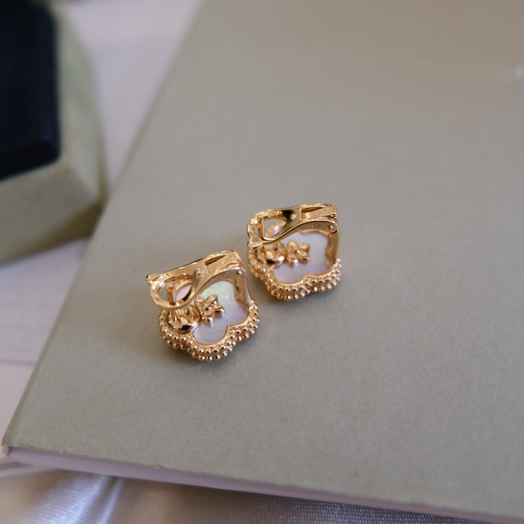 [Kismet Jewels ]LUCKY PINK GOLD WHITE MOP EARRINGS
