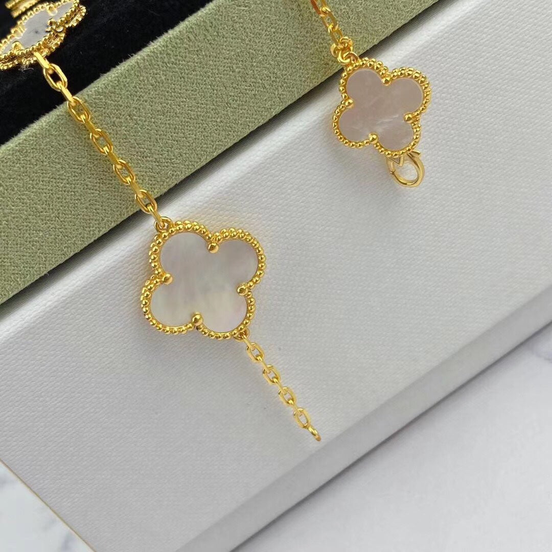 [Kismet Jewels ]MAGIC CLOVER MOP GOLD BRACELET 5 MOTIFS
