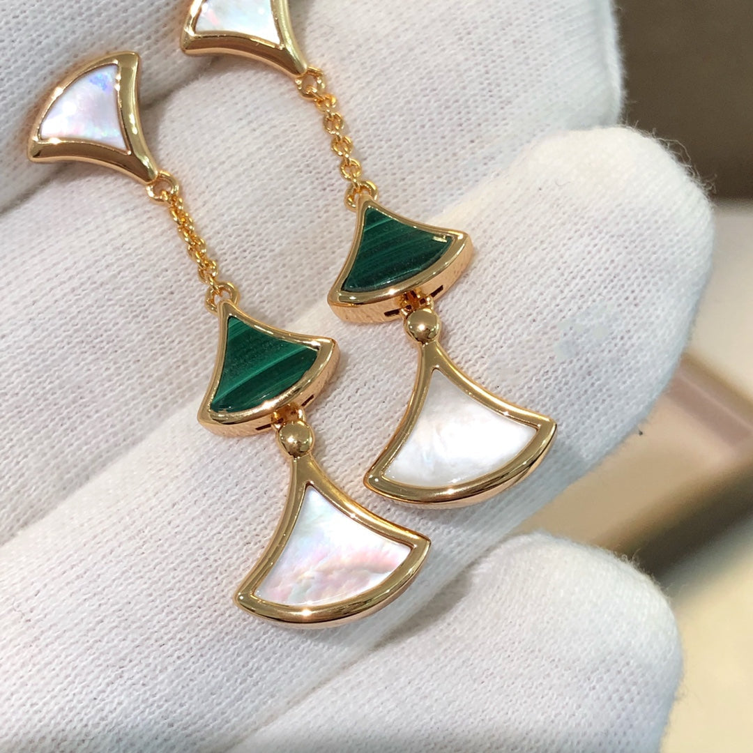 [Kismet Jewels ]DREAM EARRINGS 3 MOTIFS MALACHITE MOP PINK GOLD
