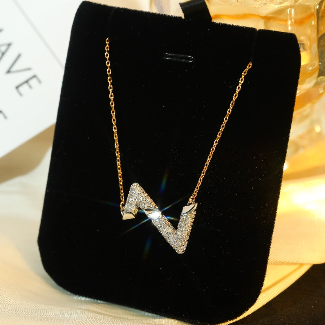 [Kismet Jewels ]VOLT SILVER DIAMOND PEDANT NECKLACE