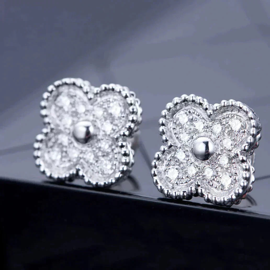[Kismet Jewels ]CLOVER 1 MOTIFS DIAMOND STUD EARRINGS SILVER