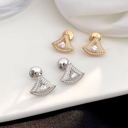 [Kismet Jewels ]DREAM MINI DIAMOND STUD EARRINGS