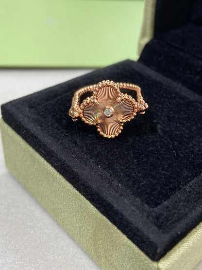 [Kismet Jewels ]CLOVER RIVERSIBLE PINK GOLD RING