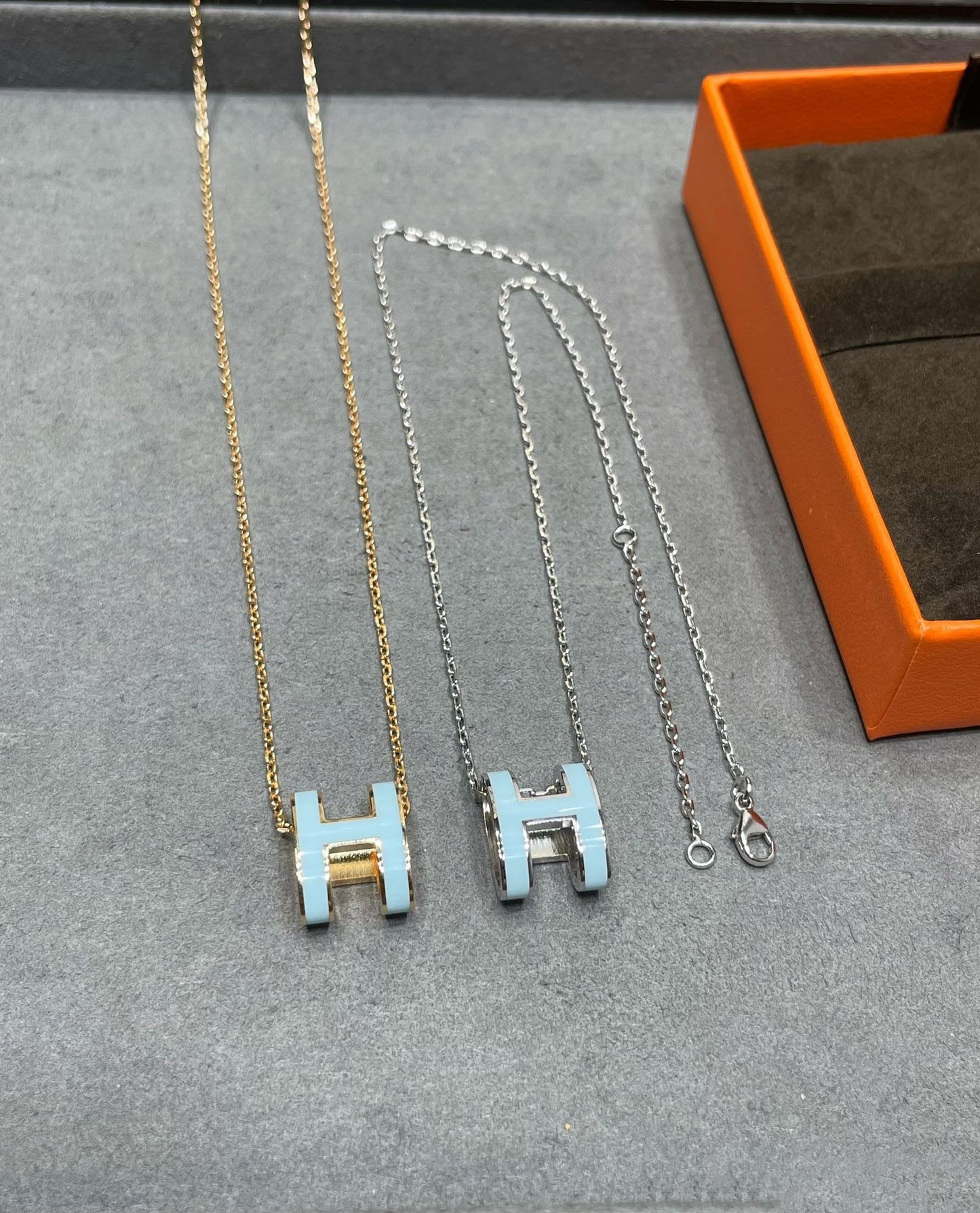 [Kismet Jewels ]POP H SKY BLUE NECKLACE