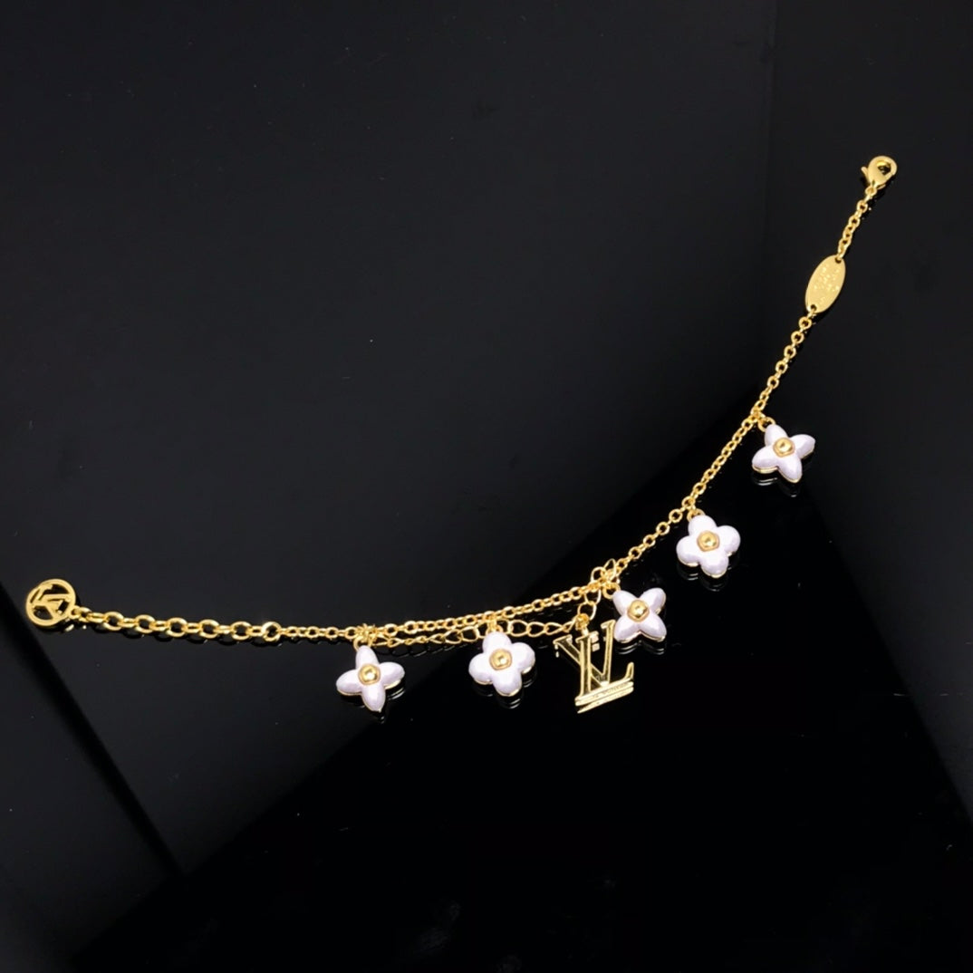 [Kismet Jewels ]LOGO 6 MOTIF STAR AND SUN GOLD BRACELET