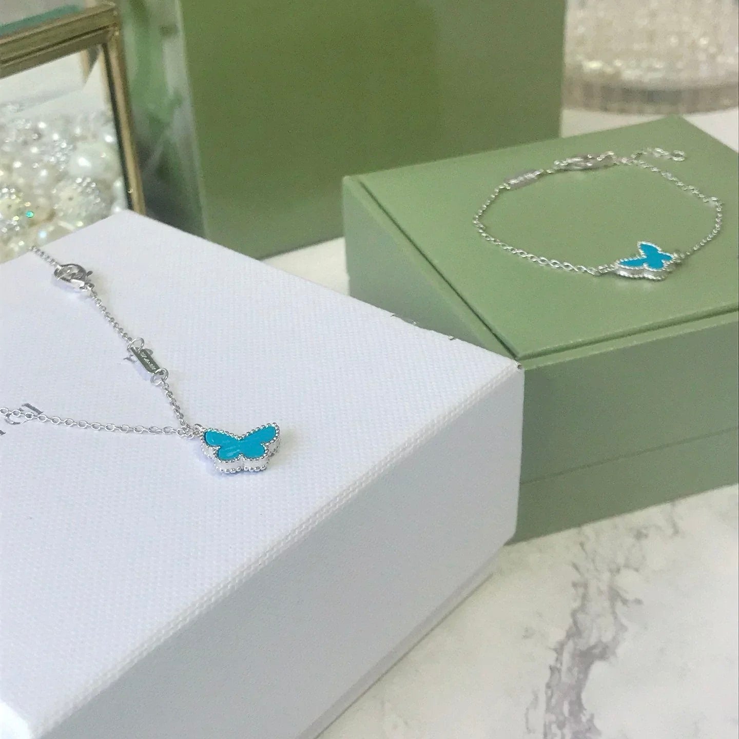 [Kismet Jewels ]BUTTERFLY TURQUOISE BUTTERFLY BRACELET SILVER