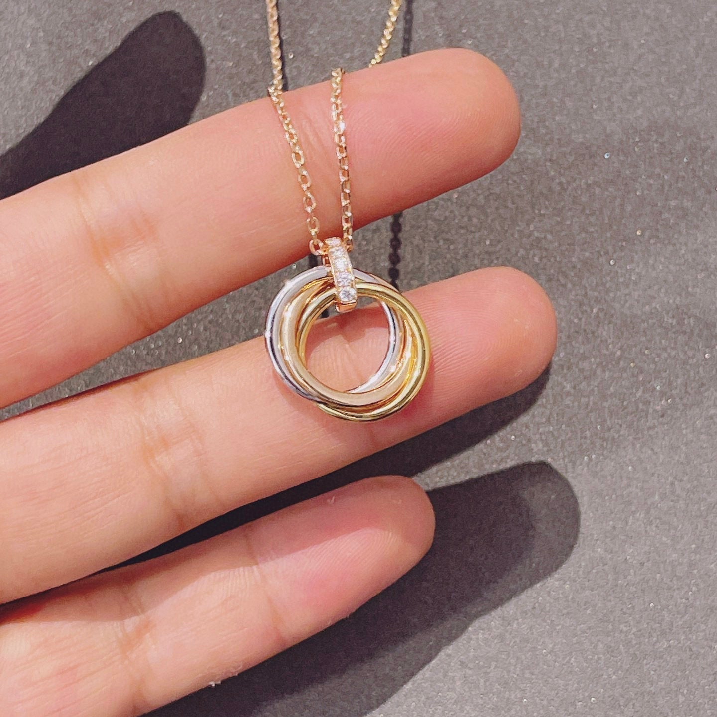 [Kismet Jewels ]TRINITY NECKLACE GOLD  DIAMONDS