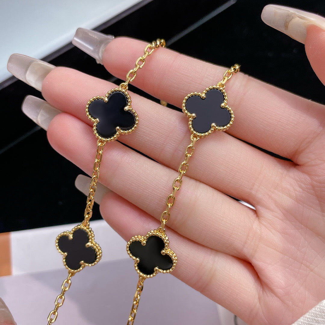 [Kismet Jewels ]CLOVER 10 MOTIFS ONYX NECKLACE