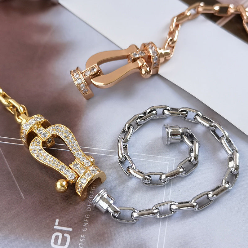 [Kismet Jewels ]FORCE LARGE HORSESHOE CLASP  METAL BRACELET