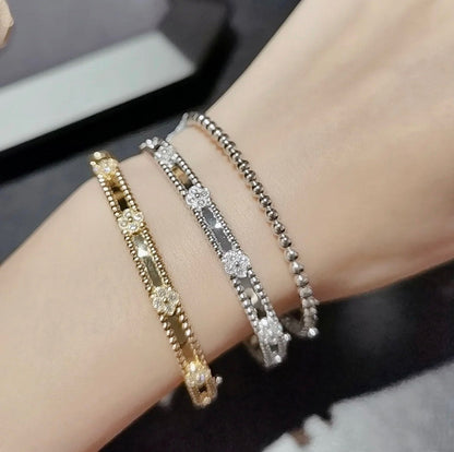 [Kismet Jewels ]CLOVER BRACELET 4MM DIAMONDS