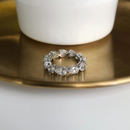 [Kismet Jewels ]Exquisite Pear Cut Tennis Ring