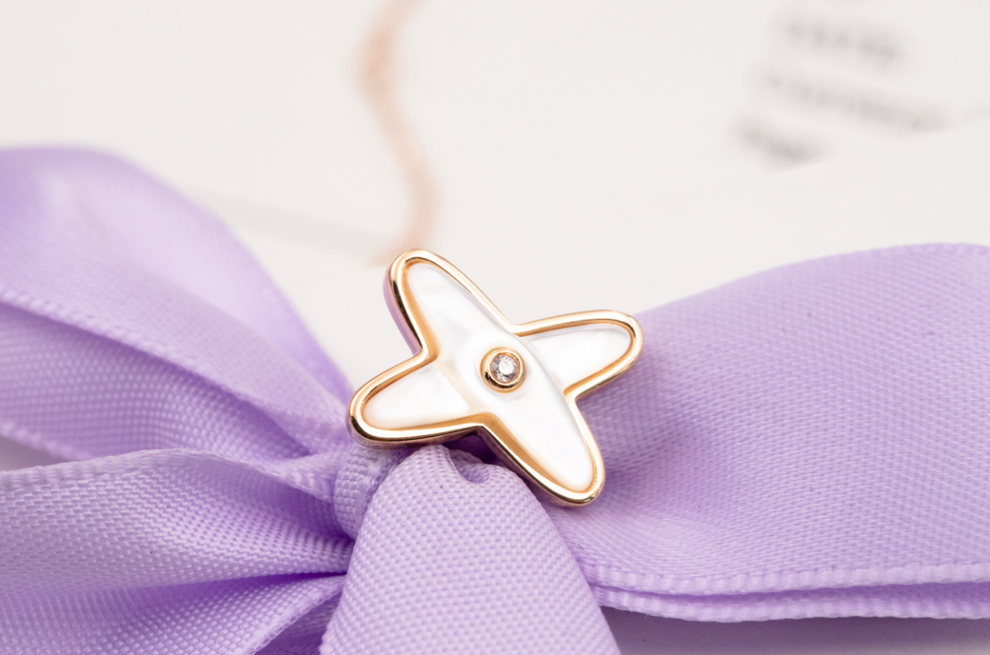 [Kismet Jewels ]JEUX DE WHITE MOP PINK GOLD DIAMOND EARRINGS