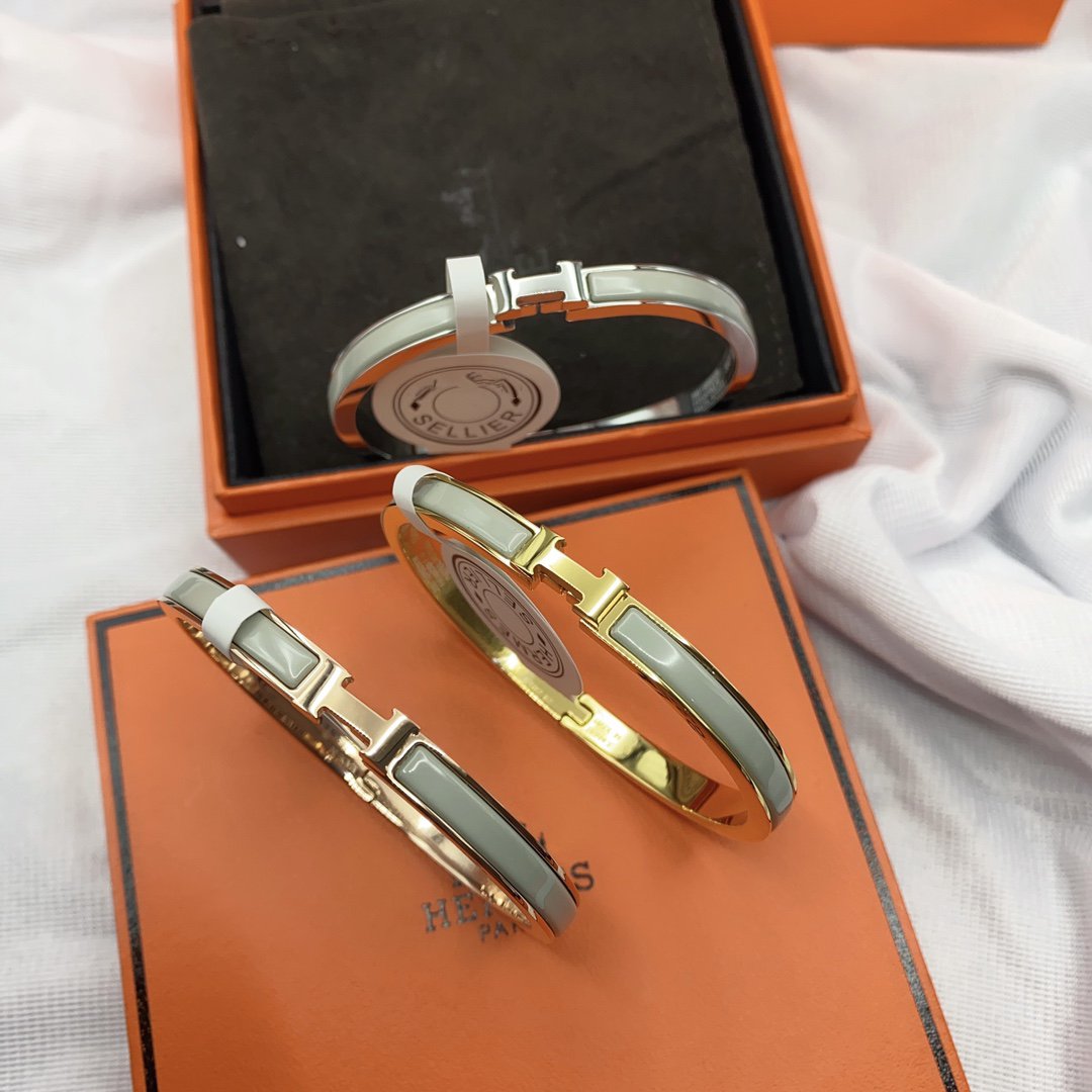 [Kismet Jewels ]CLASSIC HM CLIC GREEN 8MM ENAMEL BRACELET