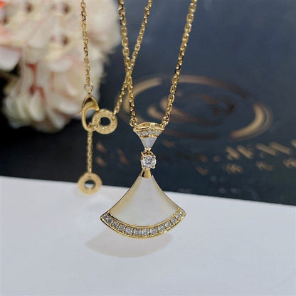 [Kismet Jewels ]DREAM NECKLACE MOP GOLD DIAMOND