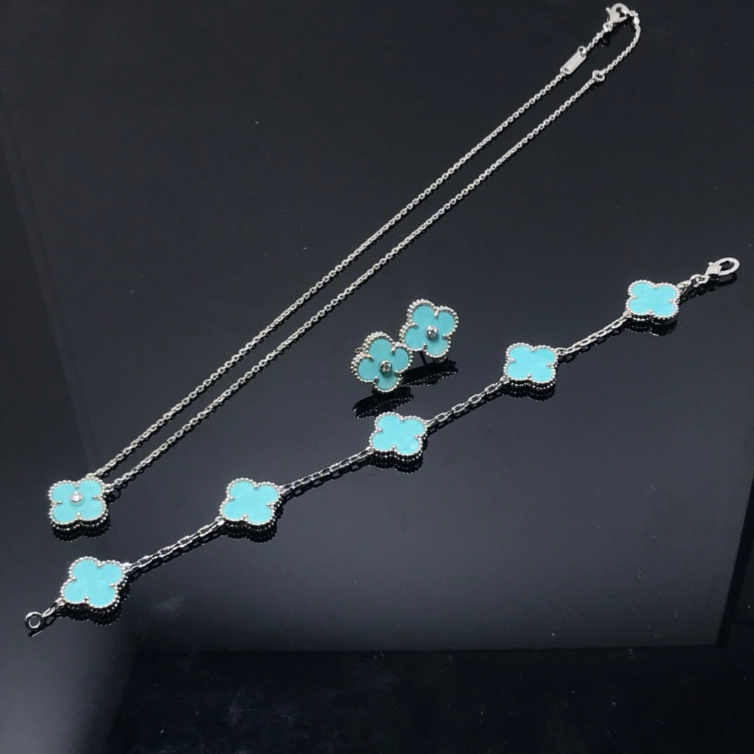 [Kismet Jewels ]CLOVER 1 DIAMOND BLUE SKY SILVER EARRINGS